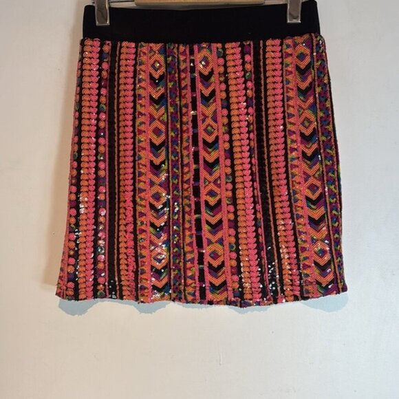 I Madeline Sequin Mini Skirt Sz M Fully Lined Geometric Aztec Design - Picture 5 of 8